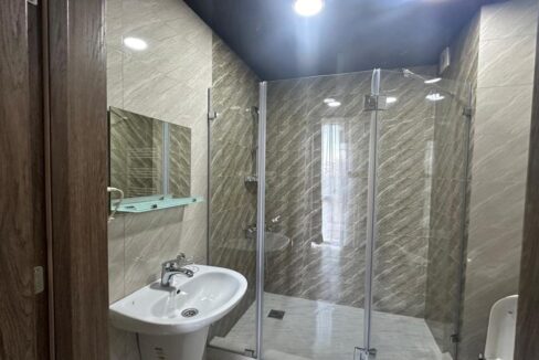 32 room hotel gldani (17)