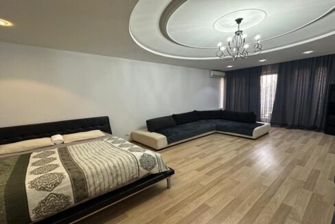 7 Bedroom House Didi Digomi (29)